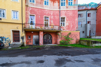 Prodej unikátního nebytového prostoru – vinný sklep s barem, - 10