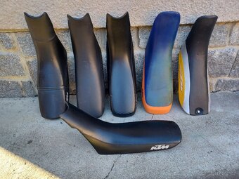 KTM LC4 640 - 620 PLASTY - 10