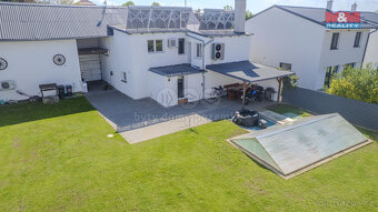 Prodej rodinného domu, 260 m², Uhřice - 10