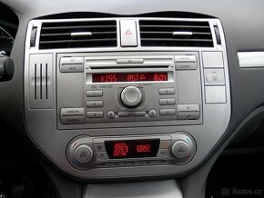 Ford C-Max 1.8TDCi Titanium, + sada ALU navíc - 10