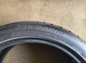 LETNÍ PNEU HANKOOK 235/40/19-4KS - 10