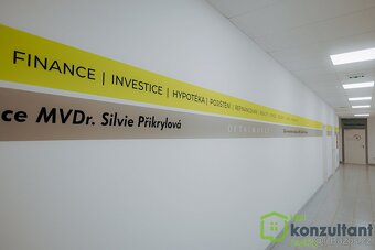 Podnájem moderní a reprezentativní kanceláře v lukrativní lo - 10