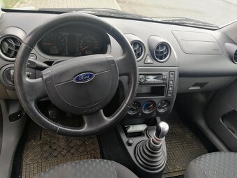 Ford Fiesta 1.4 Duratec (2002) – pojízdná, nutná oprava - 10
