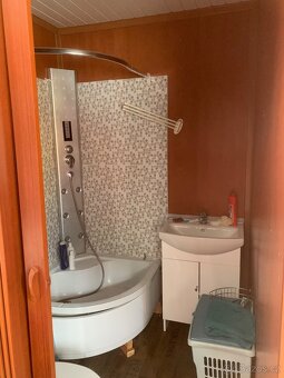 Obytná maringotka - 10