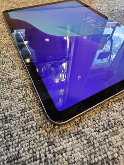 iPad Air 5 generace 64GB + cellular - 10