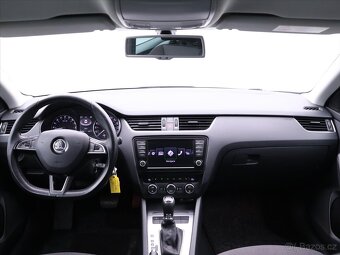 Škoda Octavia 2,0 TDI 110kW DSG Style 1.Maj (2016) - 10