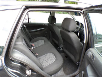 Škoda Fabia 1,4 TDI TAŽNÉ ZAŘÍZENÍ,KLIMA - 10