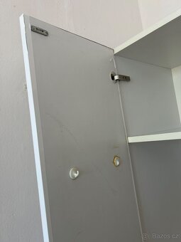 Nábytek (postel, skříně) DARUJI ZA ODVOZ - 10