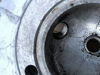 Hlava válce motoru BD 1S 72a - 10