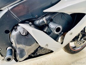 Yamaha YZF-R1, možnost splátek a protiúčtu - 10