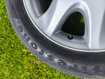 Letní sada Toyota Corolla r15 4x100 Firestone 195/60/15 - 10