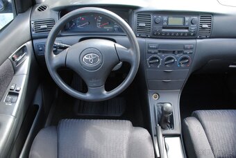 TOYOTA Corolla 2.0D-4D 66kW - klimatizace - 10