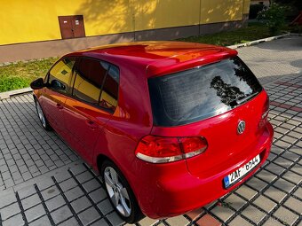 Golf 6 1.6tdi 77kw TOP STAV - 10