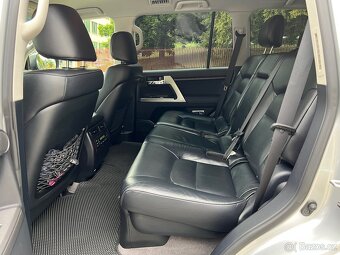 Toyota land cruiser V8 4x4 automat TOPSTAV 93 000km - 10