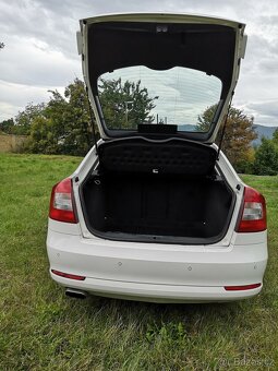 ŠKODA OCTAVIA II FACELIFT RS LOOK TDi 2012/06 SERVIS - 10