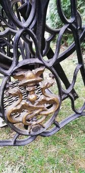 Šicí stroj ADRIA - 10