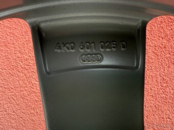 Audi A6 S6 zimní sada originál R18 18" 225/55 - 10
