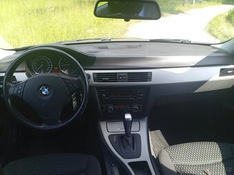 BMW E91 318d - 10