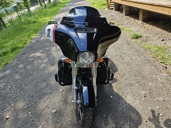 HARLEY DAVIDSON ELECTRA GLIDE FLHT 107cu naj.6550Km - 10
