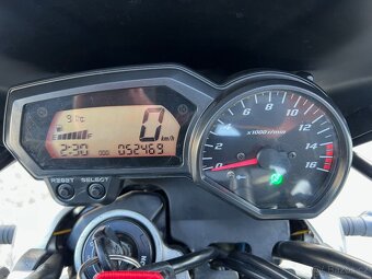 Yamaha FZ6 S2 - 10