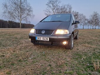 VW SHARAN 1,9 TDi 85kw 4motion - 10