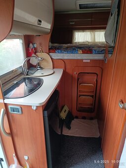 Obytné auto Laika 595 polointegral r.v.2013 - 10