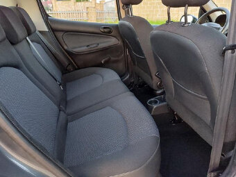 ► Peugeot 206+ 1.1 TRENDY - REZERVACE - 10