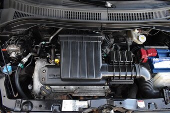 Suzuki Swift 1.3 68kw 2009 NOVÁ STK - 10