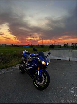 Prodam yamaha r1 2007 - 10