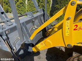 Komatsu WB93RS - 10