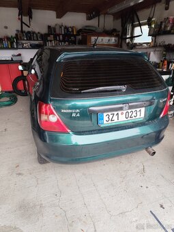 Honda Civic 1.4.v-tech r.v. 2002 - 10