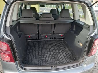 Volkswagen Touran 1.9TDi bez DPF BEZ KOROZE NAVIGACE - 10