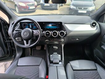 Mercedes-Benz GLA 180, Naví,Kamera,1majitelka 35 tkm,ČR, - 10