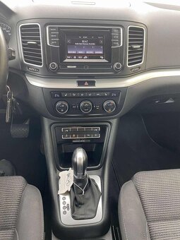 Volkswagen Sharan 1.4 TSI 110kw DSG 05/2018 7 míst - 10