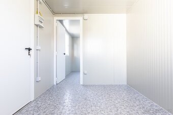 Kancelářkská obytná buňka - 2 místnosti, rozměr 6.1x2.4m - 10