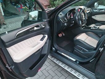 Mercedes Benz GLE Coupe 350D - 10