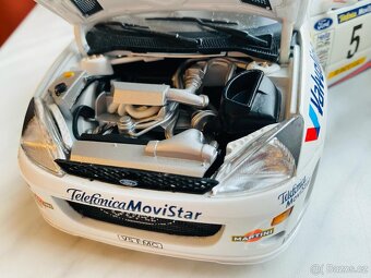 Ford Focus Colin McRae asfalt 1:18 - 10