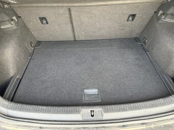 Volkswagen Golf 1.6 TDI 77Kw - 10