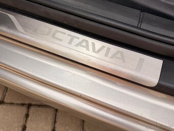 Prodám ŠKODA Octavia 1.4 G-TEC 2017 - 10