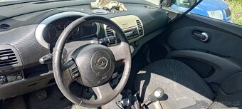Nissan Micra - 10