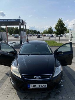 Ford mondeo 2011 rok výroby - 10