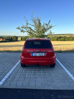 Ford Fiesta - 10