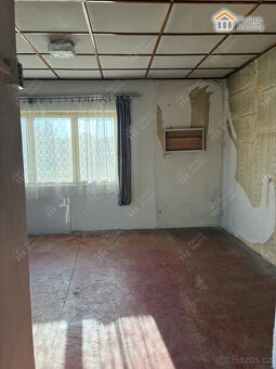 Prodej rekerační chatky se zahradou 599 m2 - 10