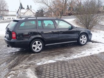 Škoda Octavia Combi Tour - 10
