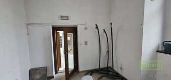 Pronájem obchodního prostoru - Horní Ulice - Český Krumlov - 10