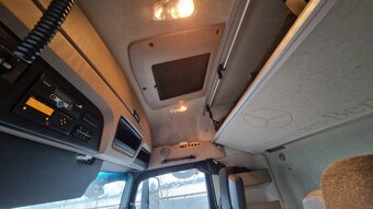 Mercedes Actros 3518 - 10