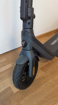 Segway Ninebot F2 PRO E odpružená elektrokoloběžka, 32 km/h - 10