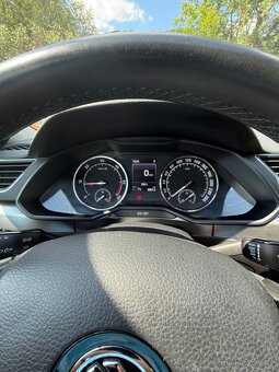 Škoda Superb - 10