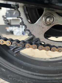 2012 Honda cbr125r - 10