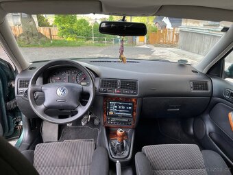 Vw bora 2.3 V5 highline - 10